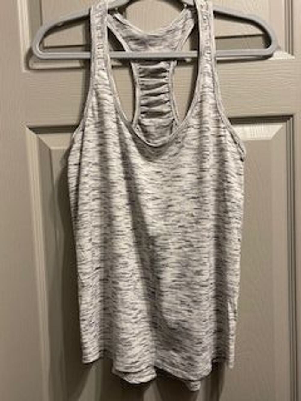 #T398 PRE-LOVED Lululemon Our Sport Tank in tiger space dye pattern size 6